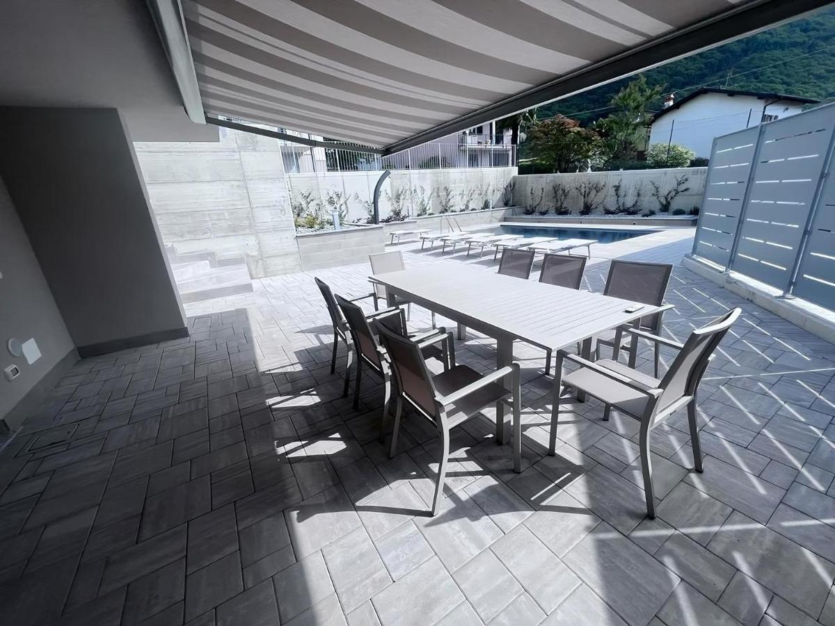 Villa Claudia With Private Pool Colico Exterior foto